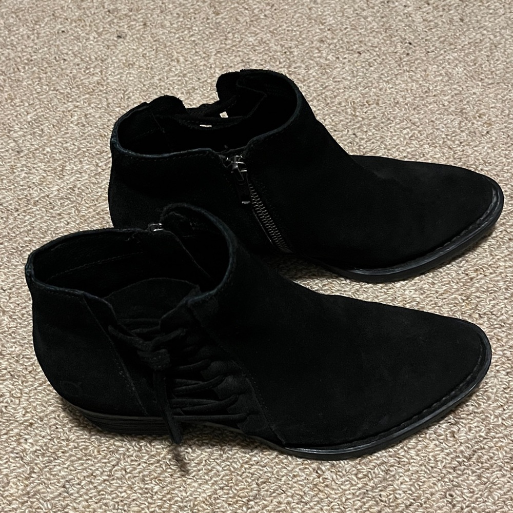 Women’s Born Black Suede Ankle Boots 7.5M - Picture 2 of 7